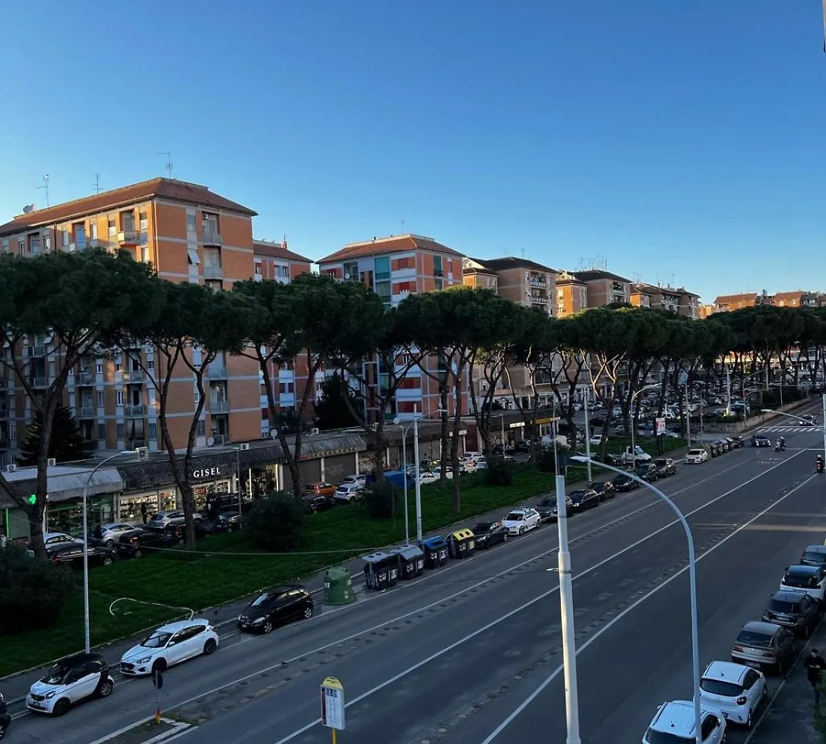 Appartamento In Via Monte Cervialto Rome Italy